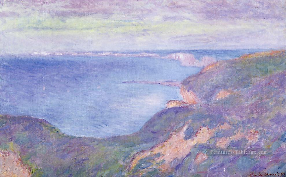 La falaise près de Dieppe Plage de Claude Monet Peintures à l'huile